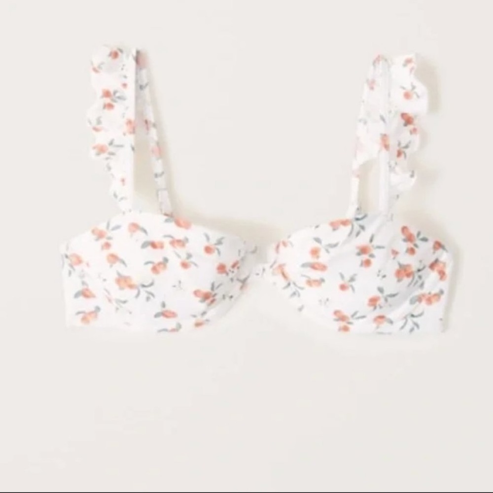 NWT peach bikini top